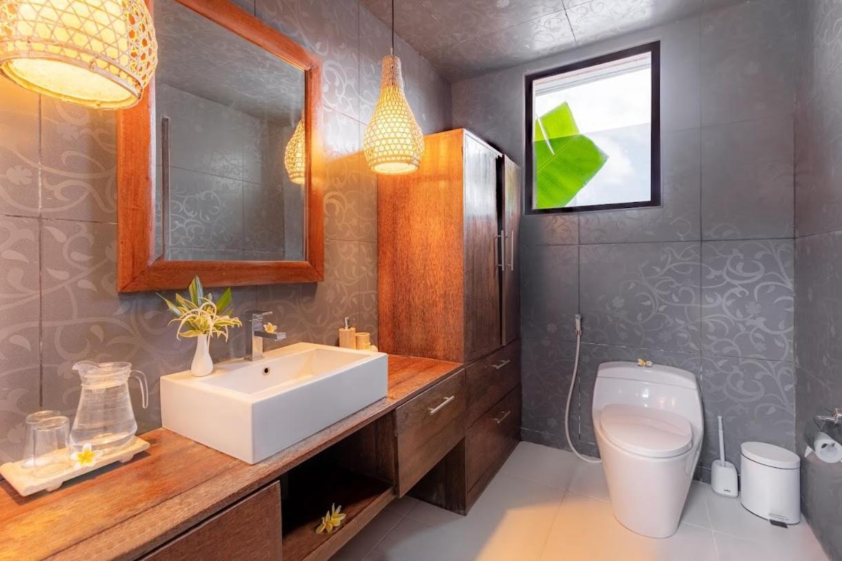 Bali Akasadua Villa Семиняк Екстериор снимка